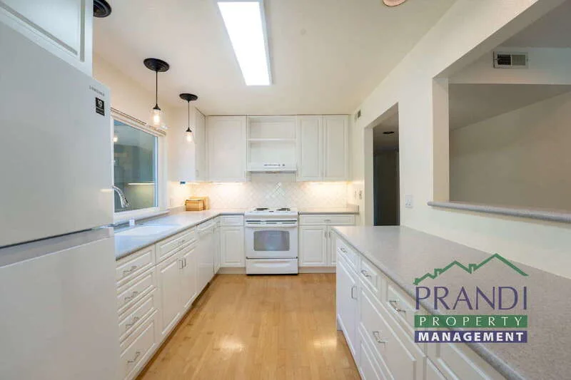 137 Pixley Ave Corte Madera, CA 94925 photo 4