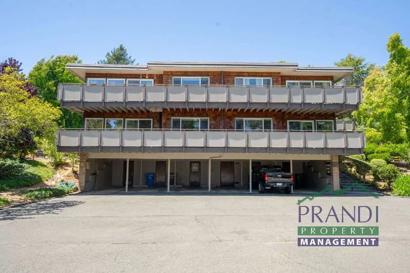 137 Pixley Ave Corte Madera, CA 94925 photo 2