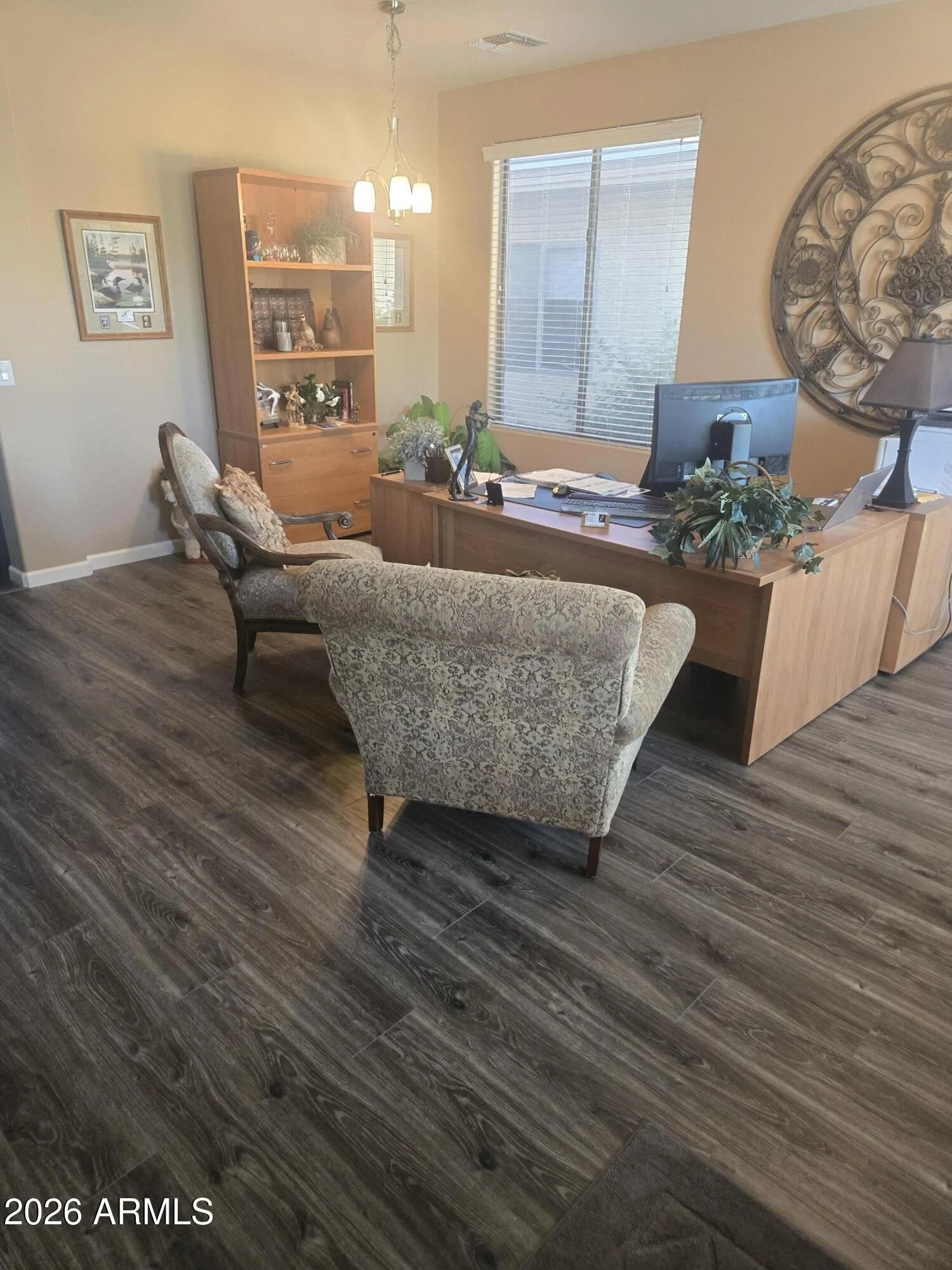 1184 W DESERT HOLLOW Drive photo 4