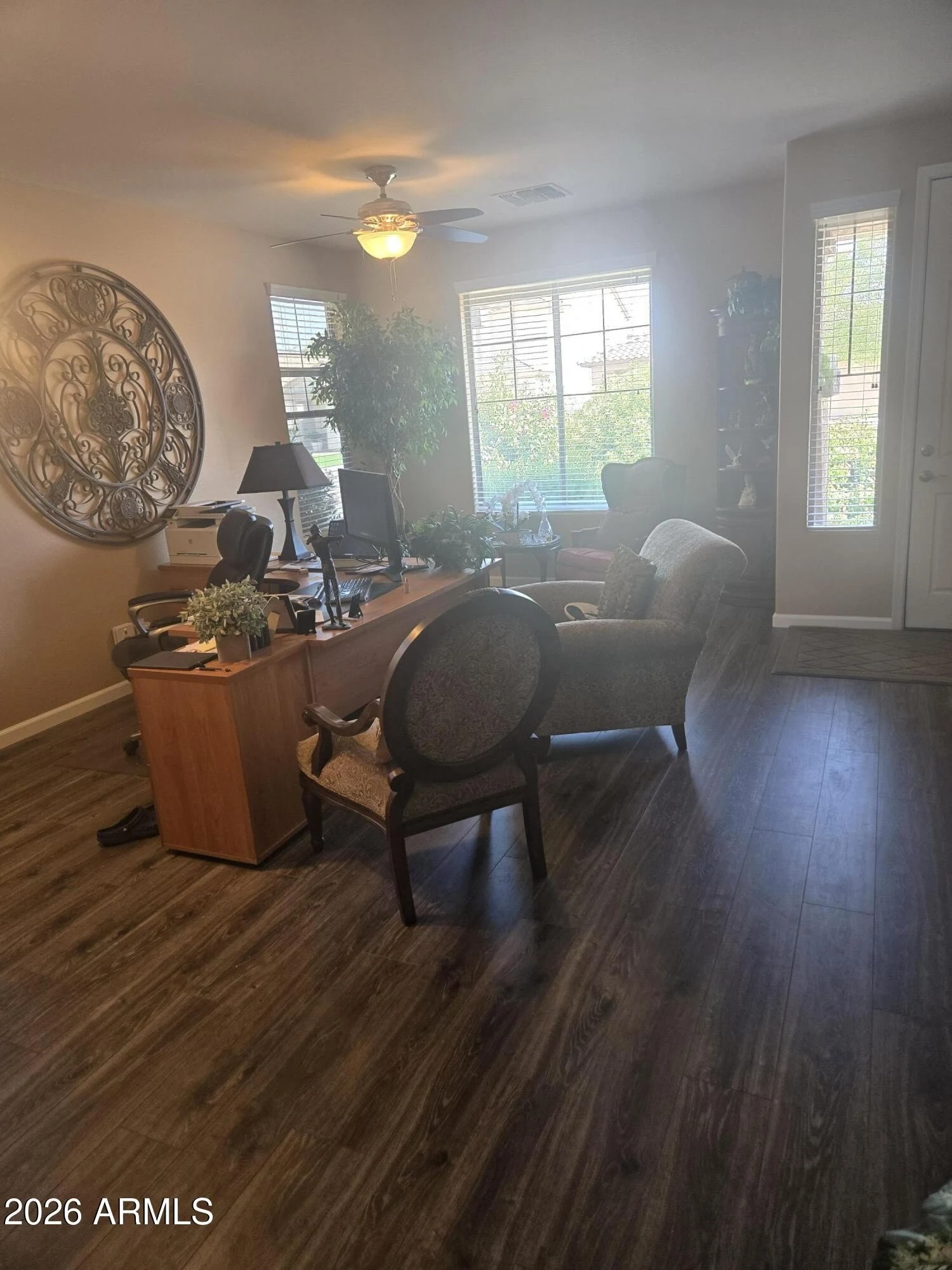1184 W DESERT HOLLOW Drive photo 3
