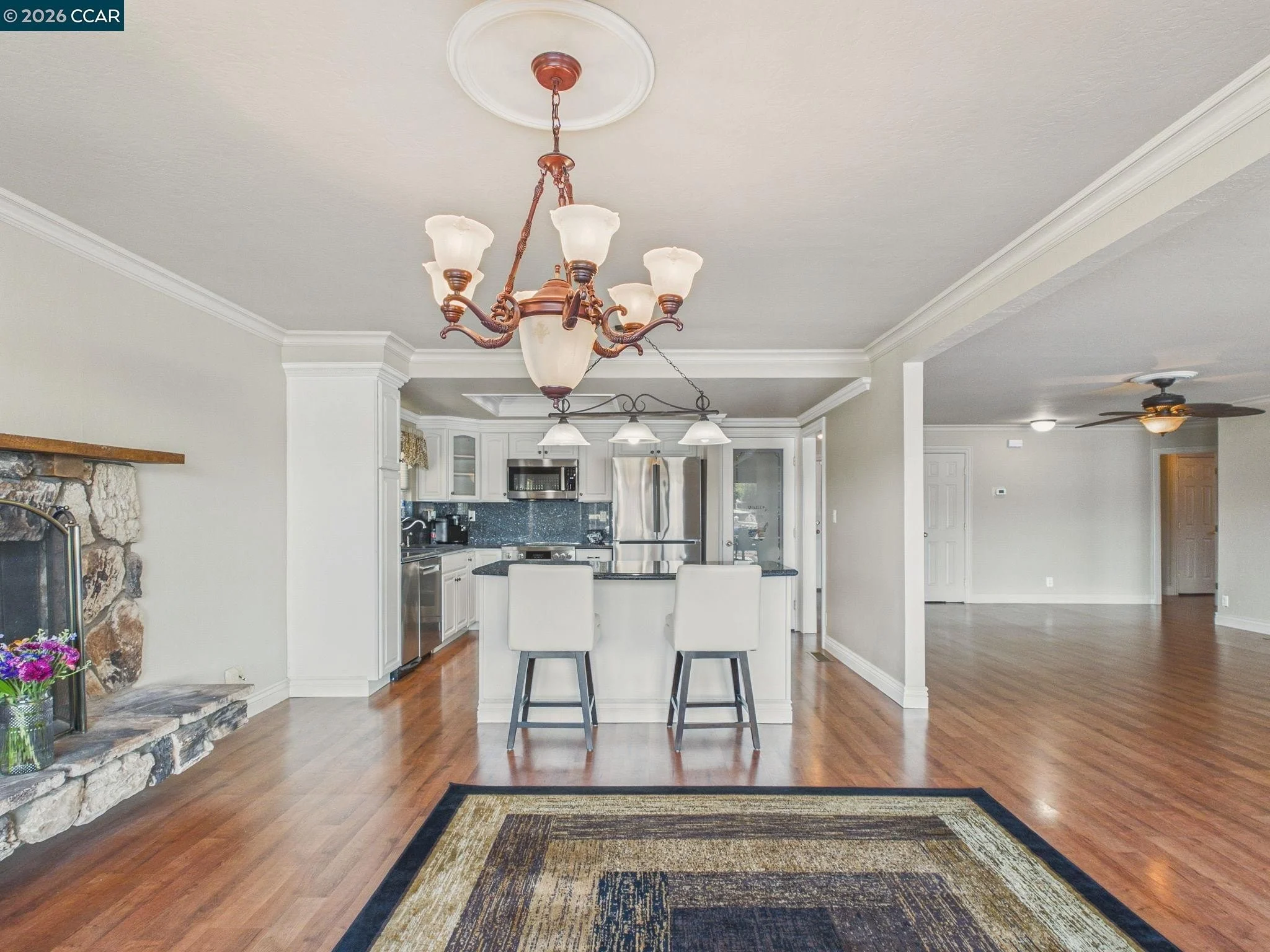 4910 Cabrillo Pt photo 5