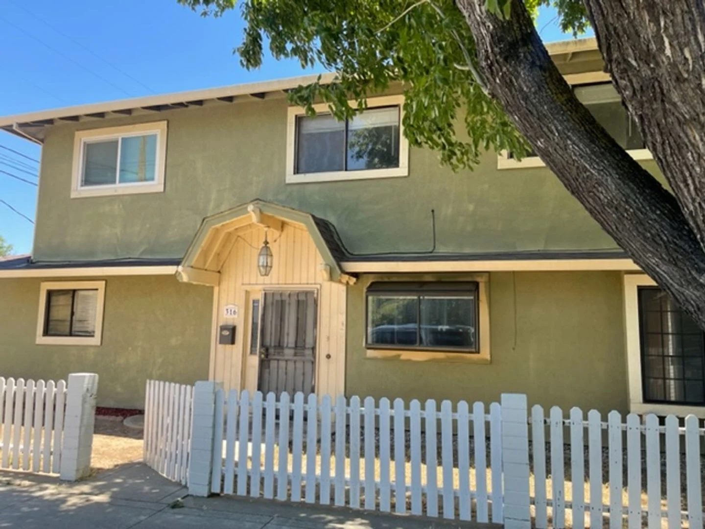 316 N Central Ave Tracy, CA 95376 photo 4