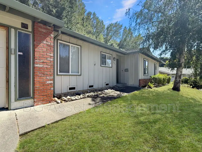 2672 Doidge Ave Pinole, CA 94564 photo 2