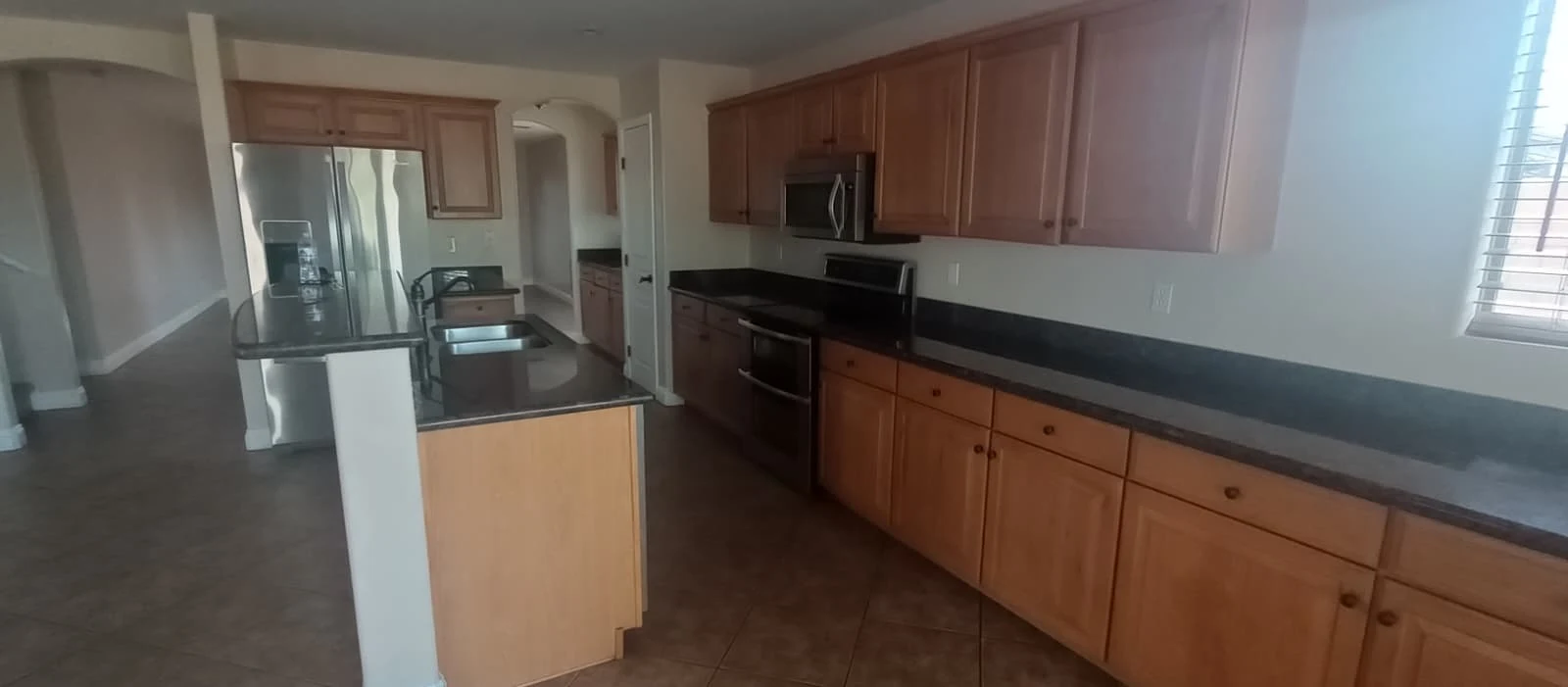 12961 North 147th Drive photo 4