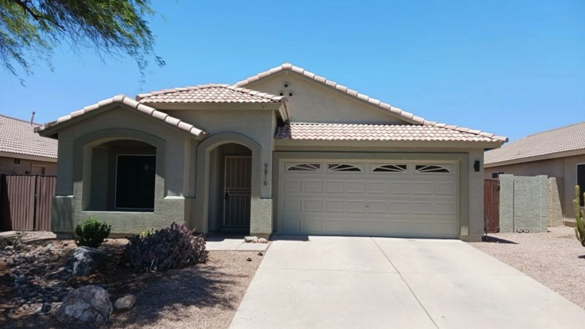 9816 E Keats Ave Mesa, AZ 85209 photo 3