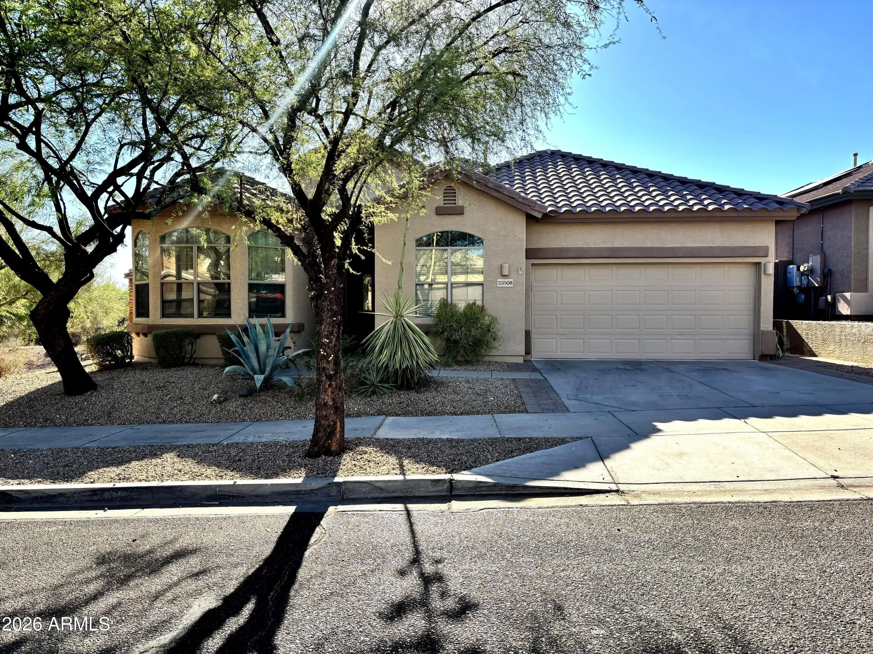 33508 N 25th Dr Phoenix, AZ 85085 photo 2