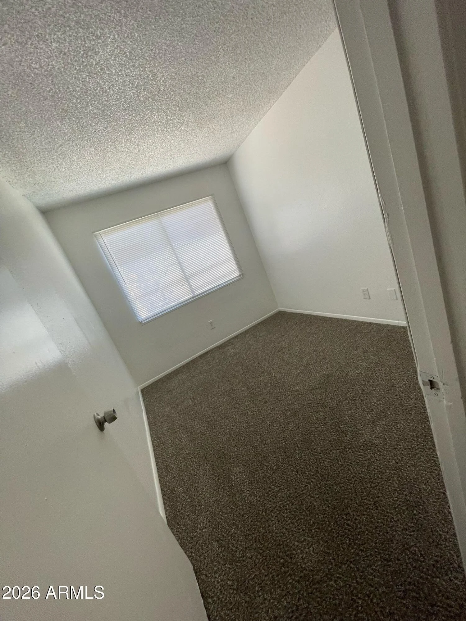 6726 W Monterosa St Phoenix, AZ 85033 photo 4