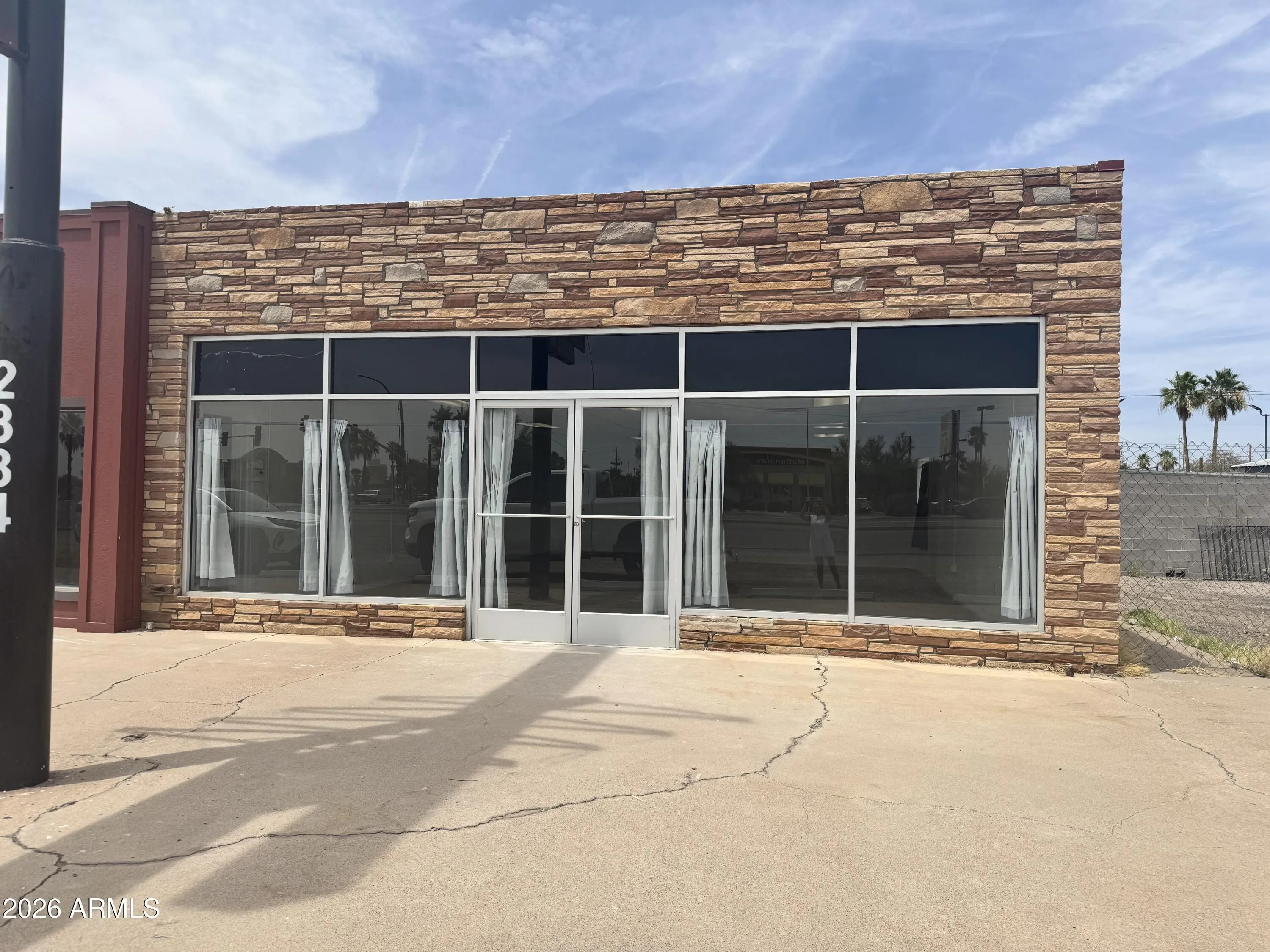 105 N DELAWARE Drive