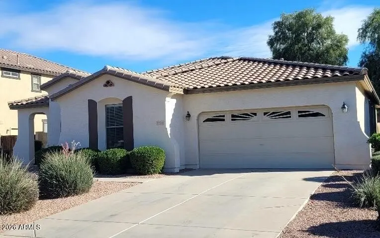 6895 S Amethyst Dr Chandler, AZ 85249 photo 2