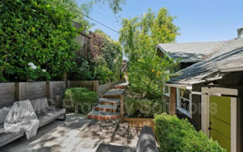 21 Humboldt Ave San Anselmo, CA 94960 photo 4