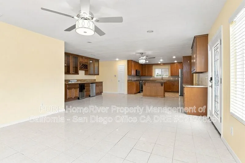 640 Felicita Ave photo 5