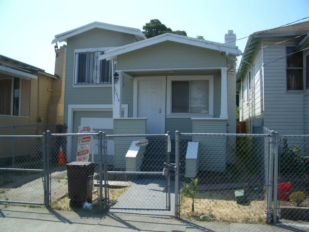 Welcome To Our Beautiful House On 96th Ave, Oakland Ca. - Updated Pictures Coming Soon.