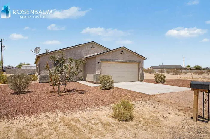 3520 N La Paz Dr Eloy, AZ 85131 photo 2