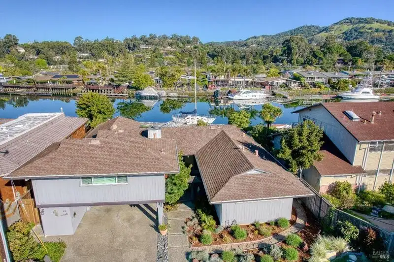 10 Capri Ct San Rafael, CA 94901