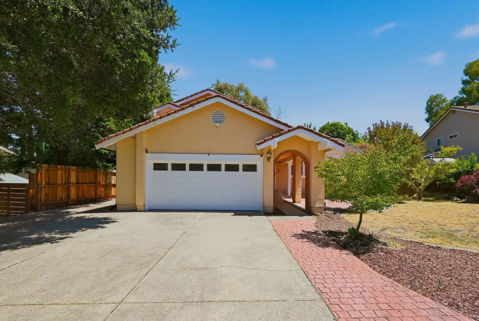 25 Miwok Ct Napa, CA 94558 photo 2