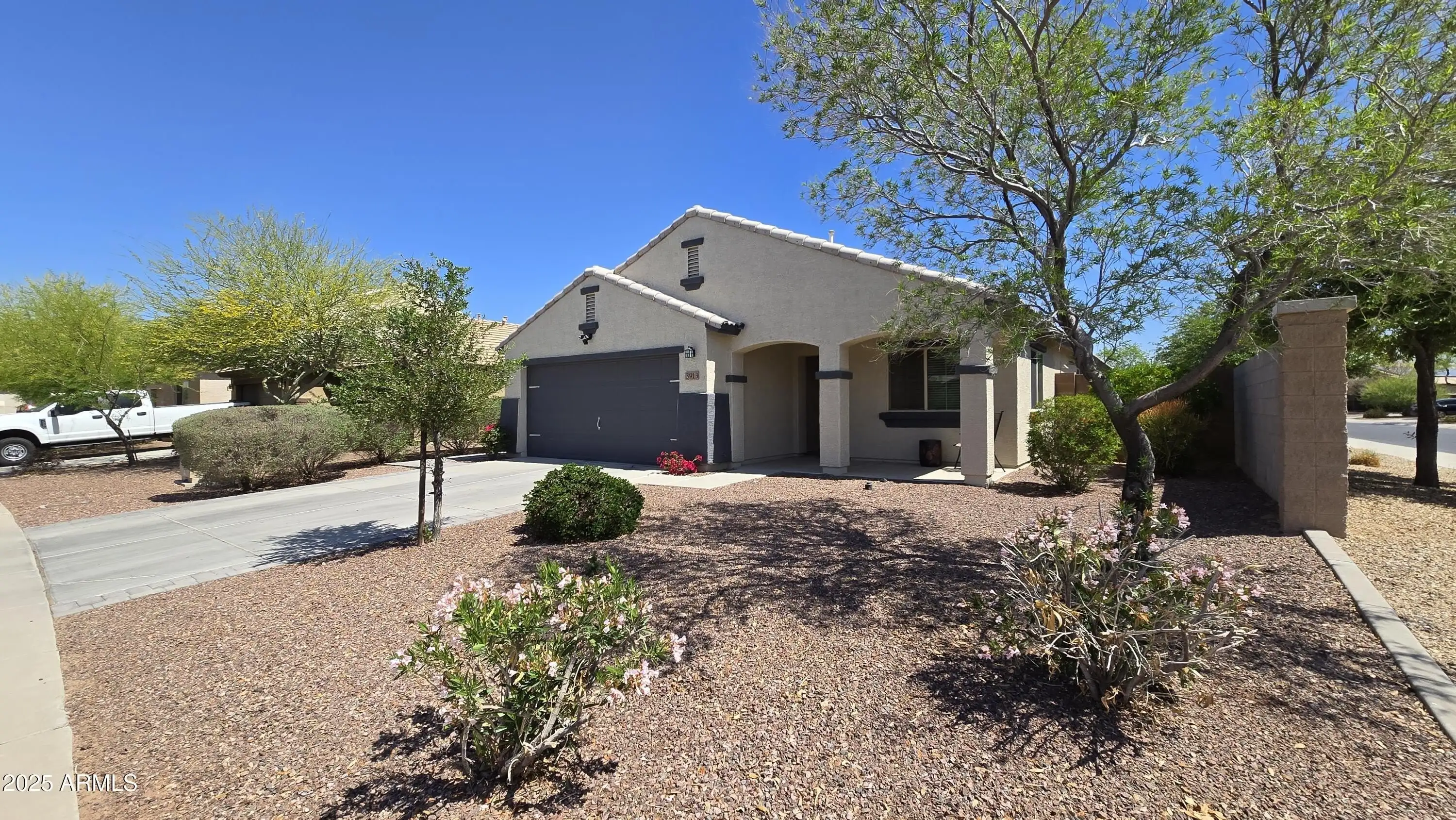 3913 South 185th Lane, Goodyear, AZ 85338 photo 3