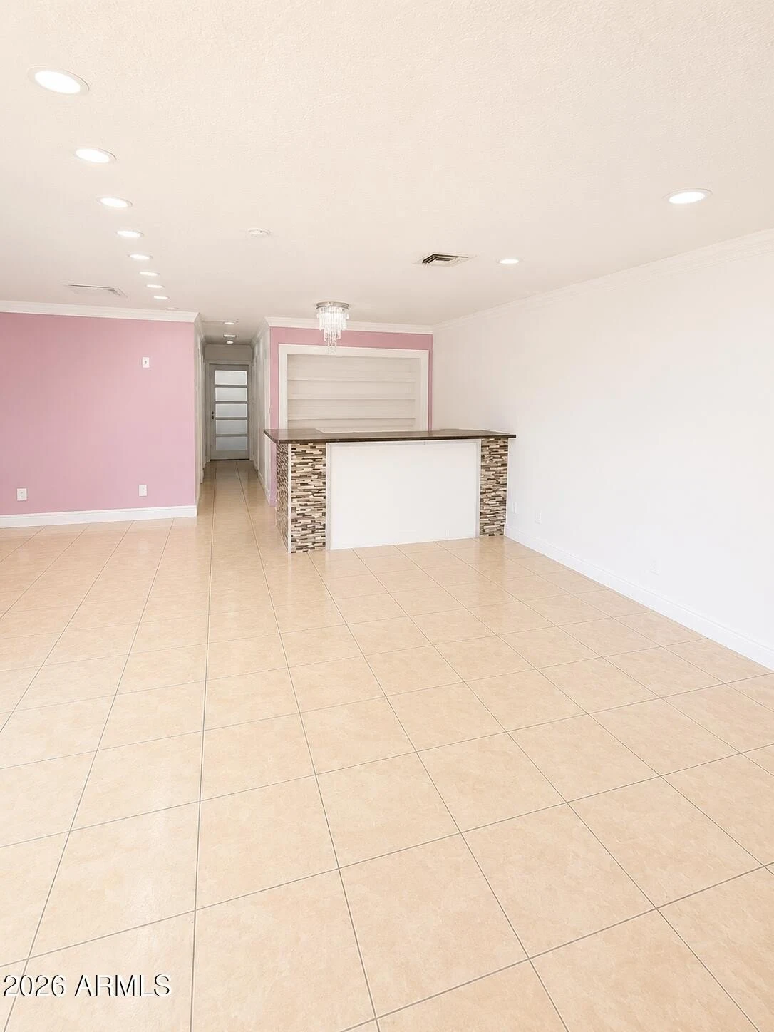 5540 W GLENDALE Avenue photo 4