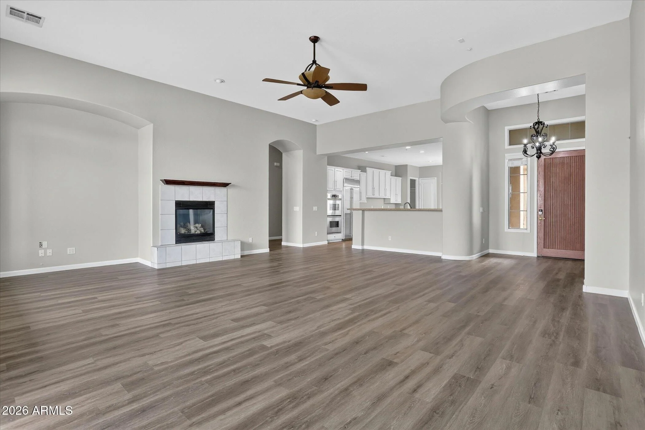 30382 N 72nd Pl Scottsdale, AZ 85266 photo 5