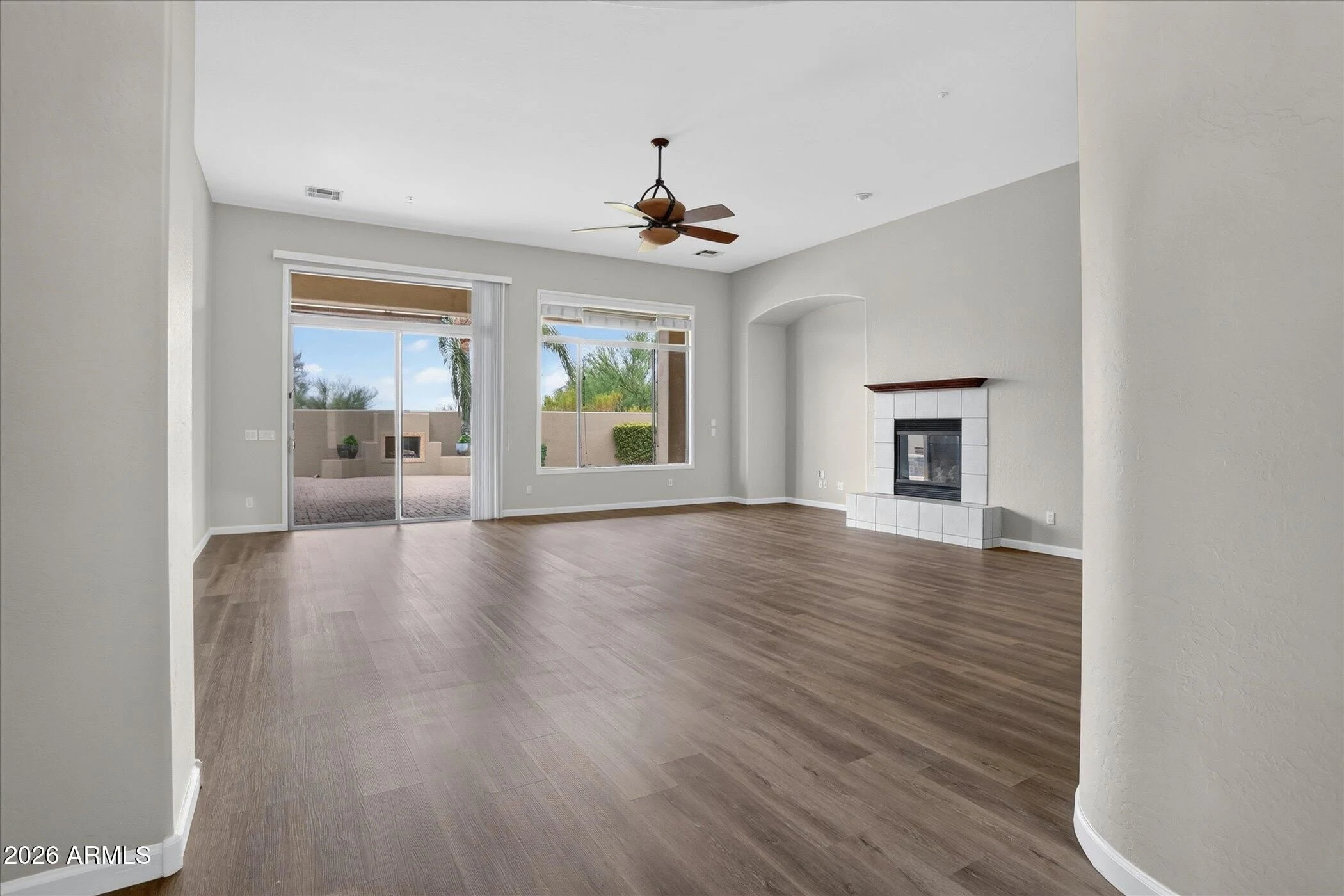 30382 N 72nd Pl Scottsdale, AZ 85266 photo 4