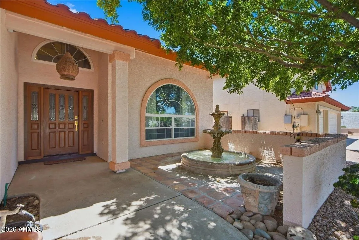 2157 E Alameda Dr Tempe, AZ 85282