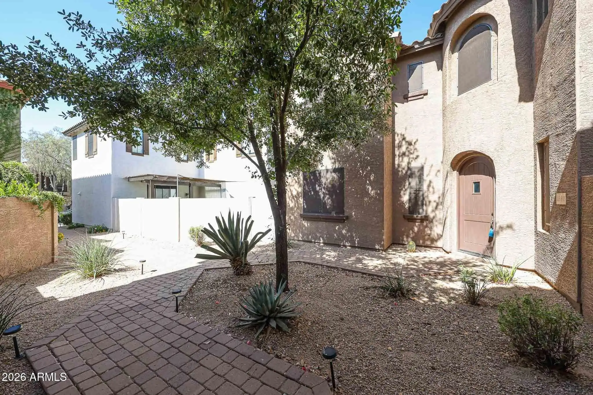 2390 W Jake Haven Phoenix, AZ 85085