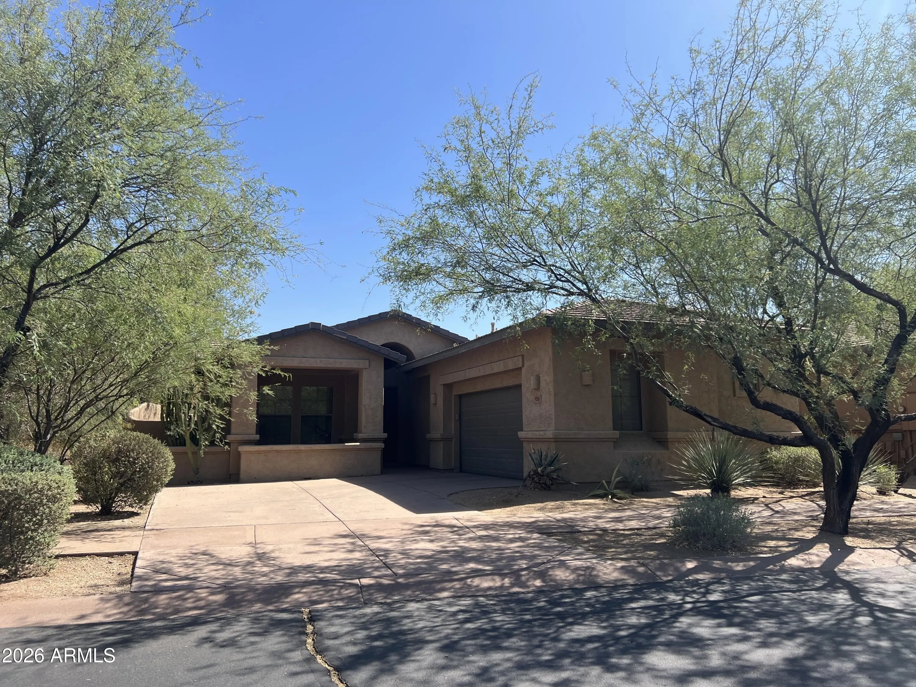 9506 E MOHAWK Lane photo 3