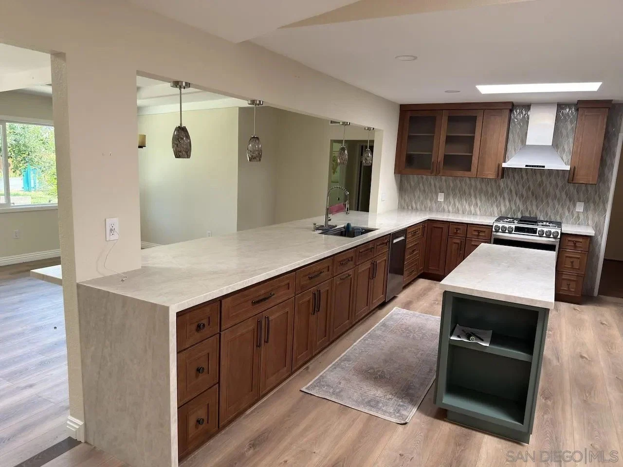 13919 York Avenue photo 3