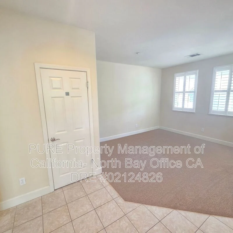 901 Colabianchi Ln Petaluma, CA 94954 photo 2
