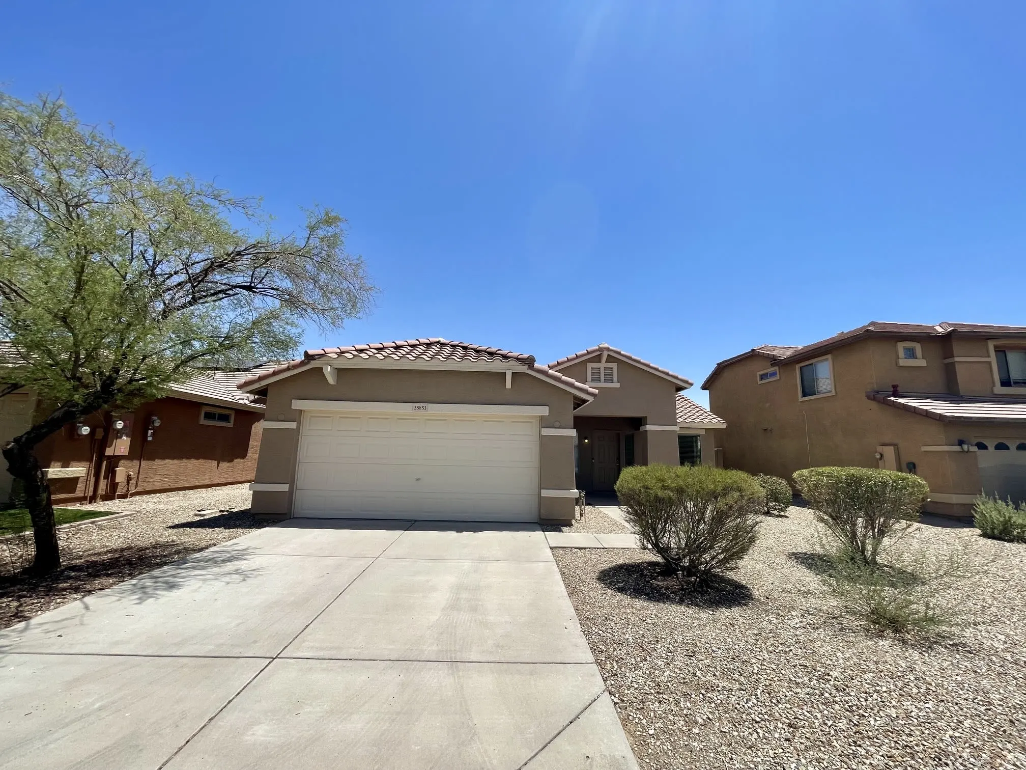 25853 W Elizabeth Ave photo 5