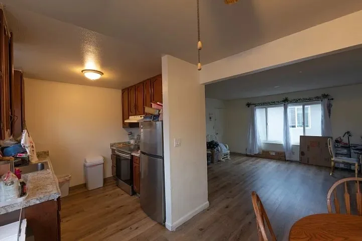 Condos on Grand Blvd · San Mateo photo 5