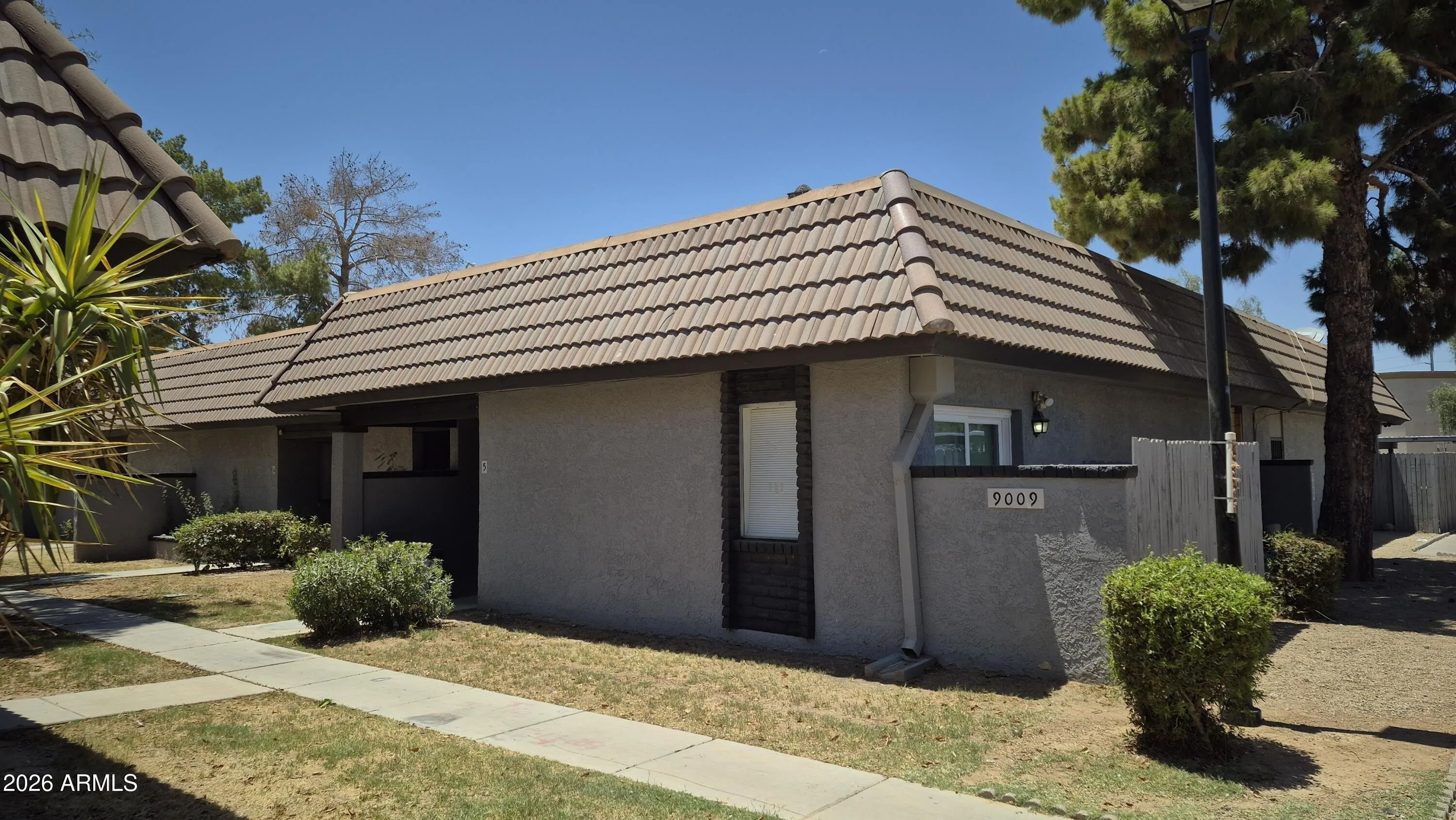 9009 W Elm St Phoenix, AZ 85037 photo 2