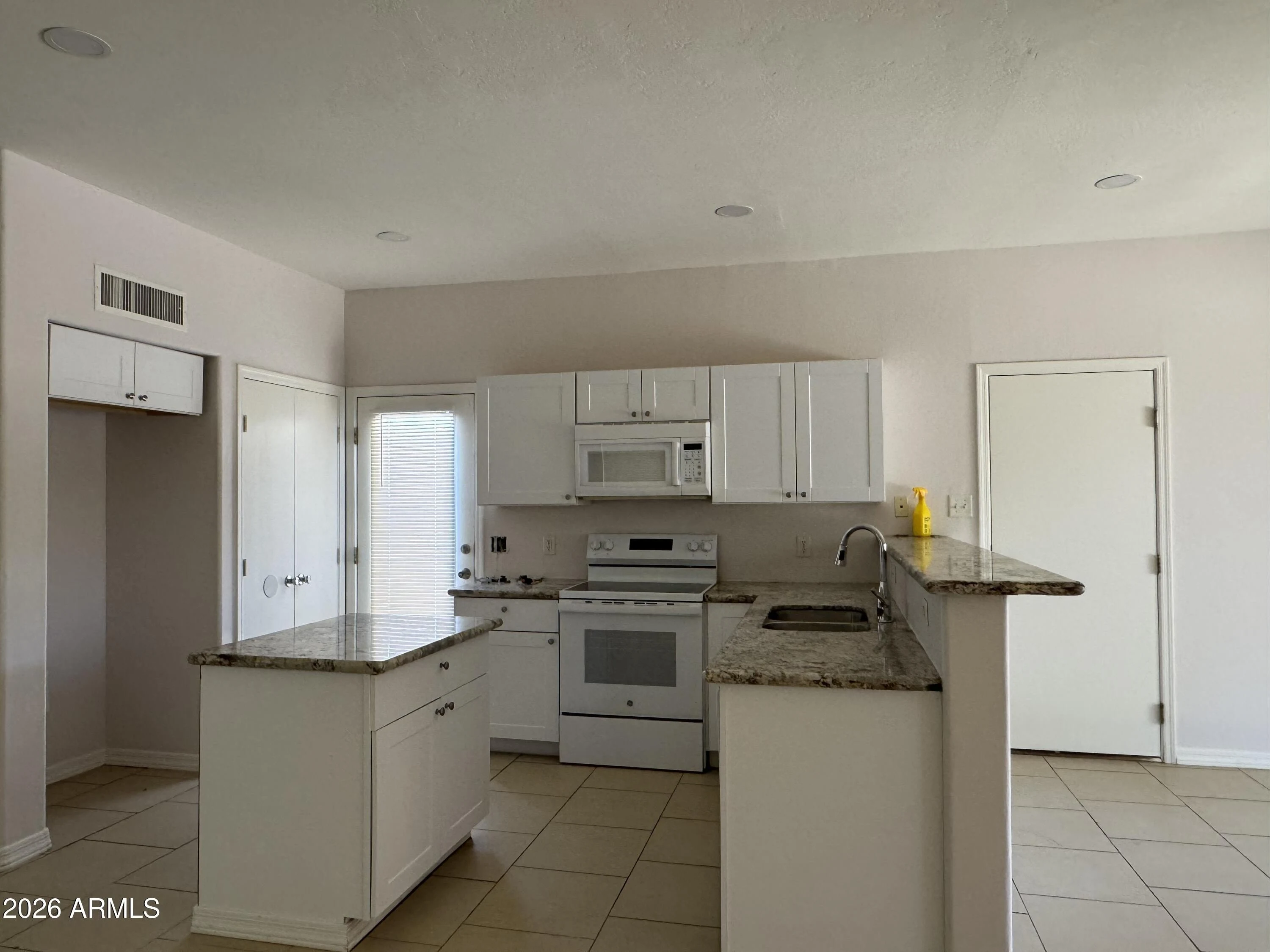 1309 S 121st Ln Avondale, AZ 85323 photo 5