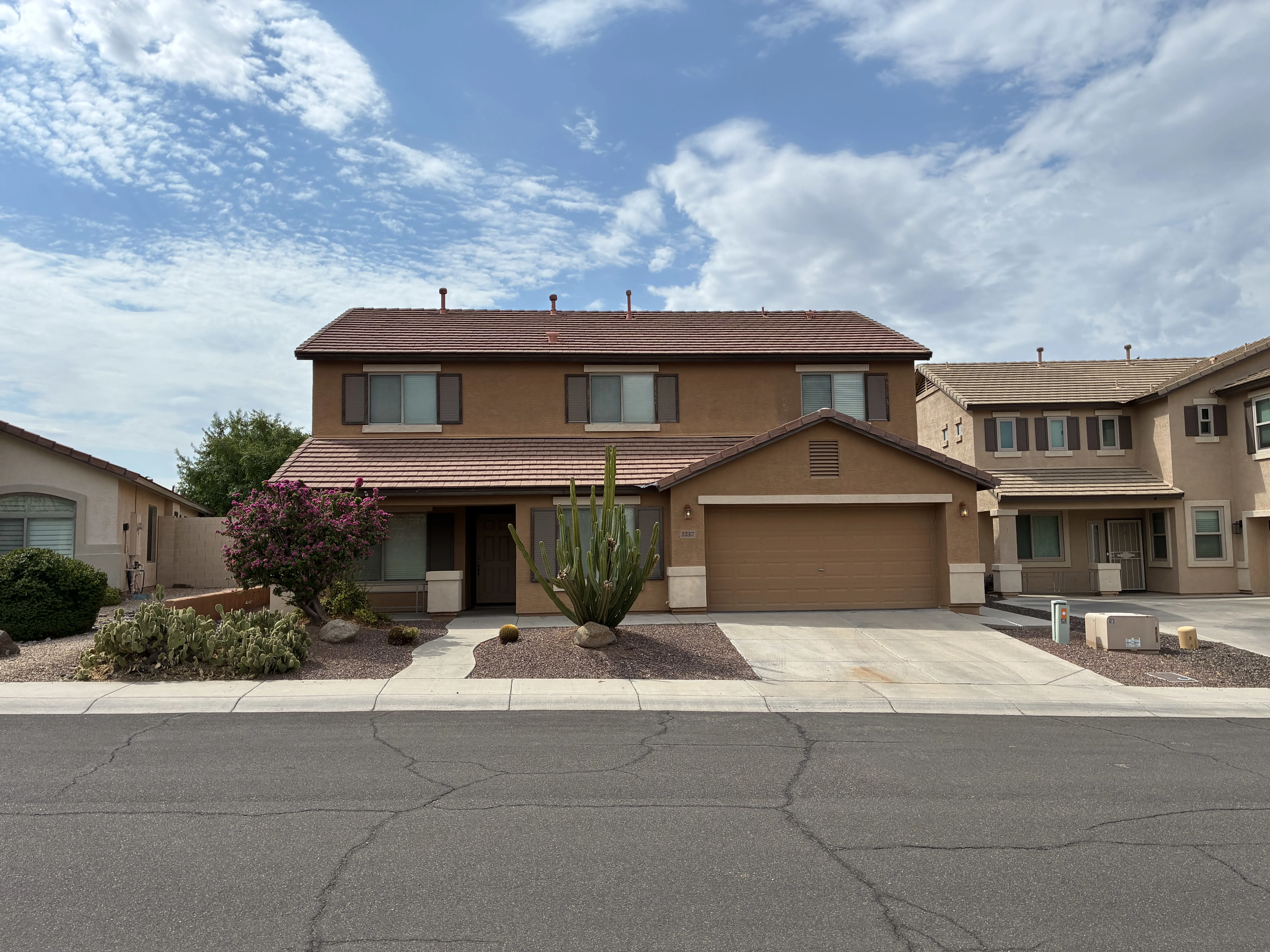 2217 W Steed Ridge Phoenix, AZ 85085 photo 3