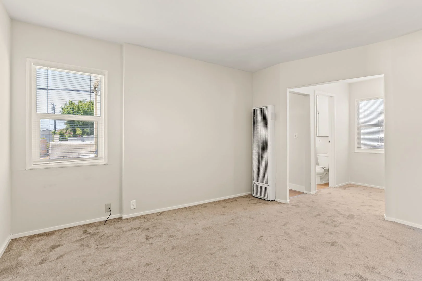 170 Belleview Dr photo 4