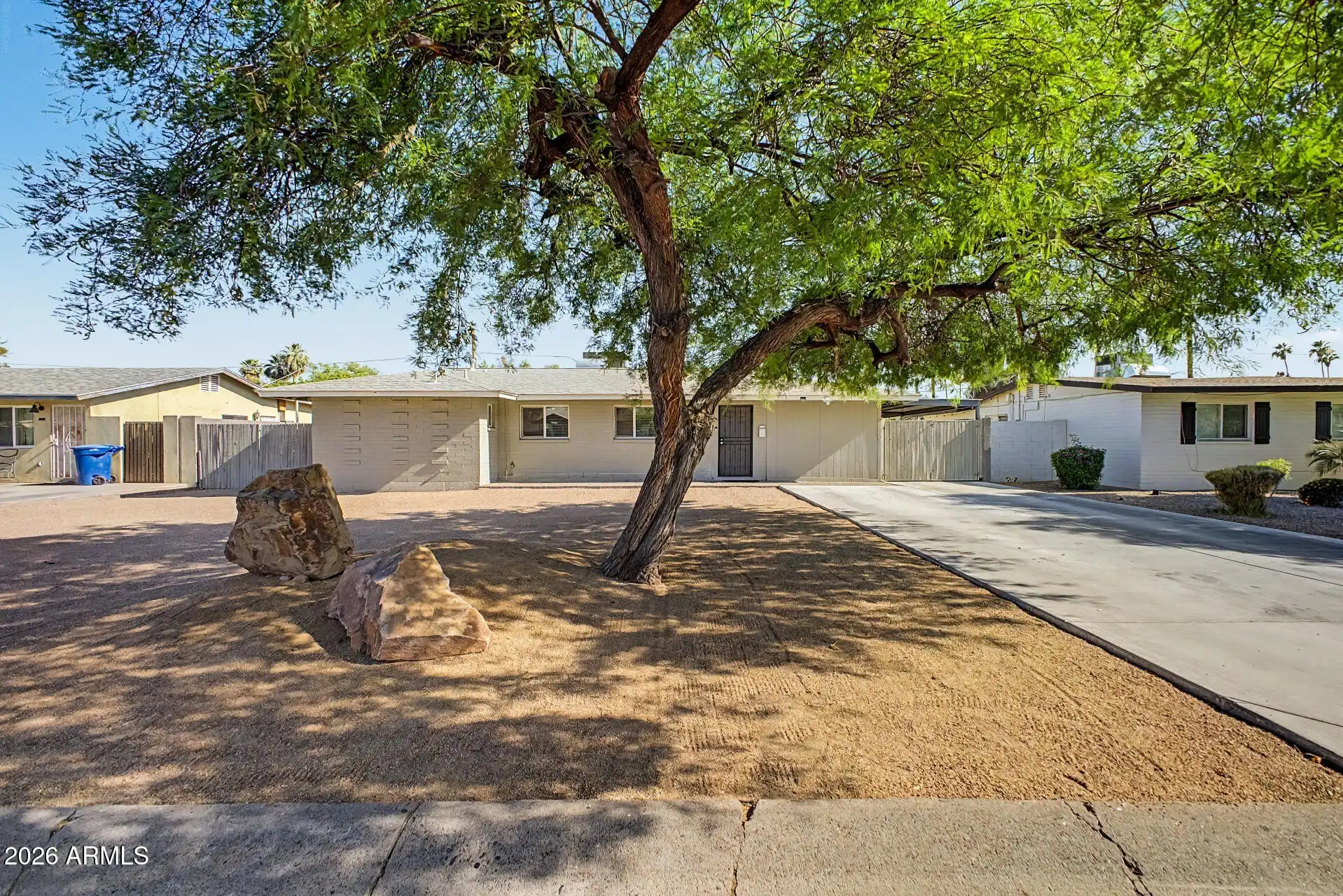 515 E Vista Del Cerro Dr Tempe, AZ 85281 photo 3