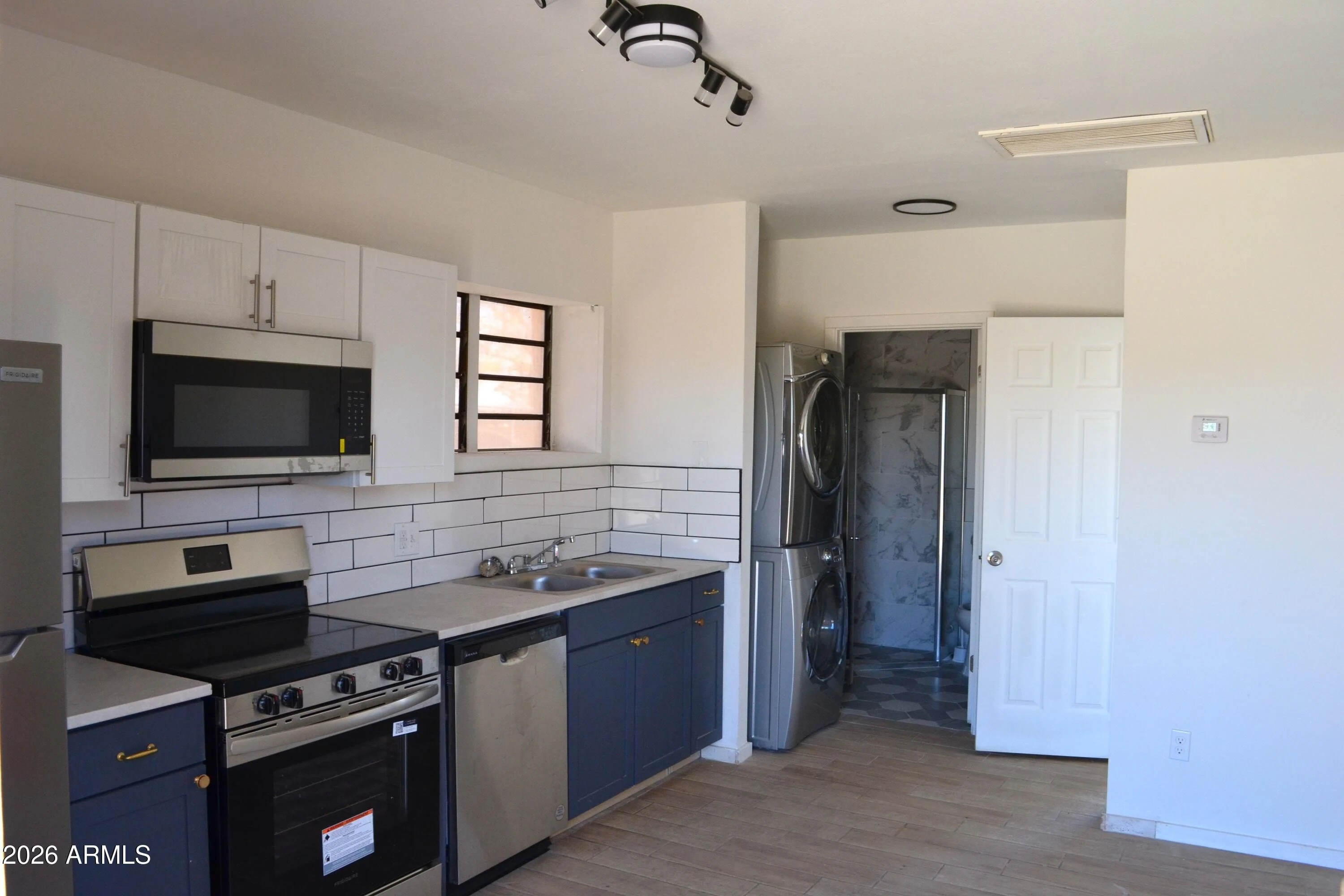 711 E 4th St Casa Grande, AZ 85122 photo 4