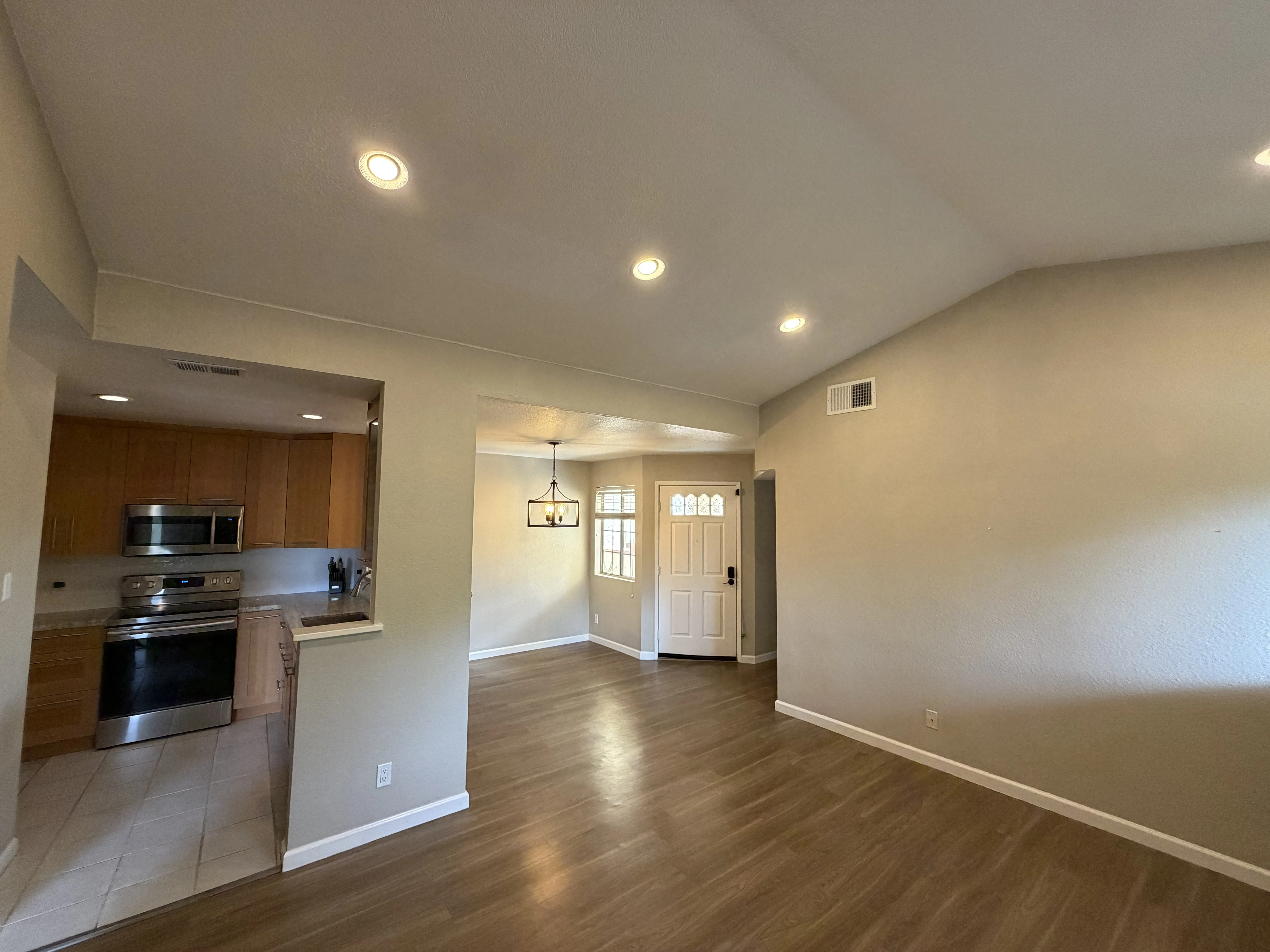 6933 Stagecoach Road photo 5