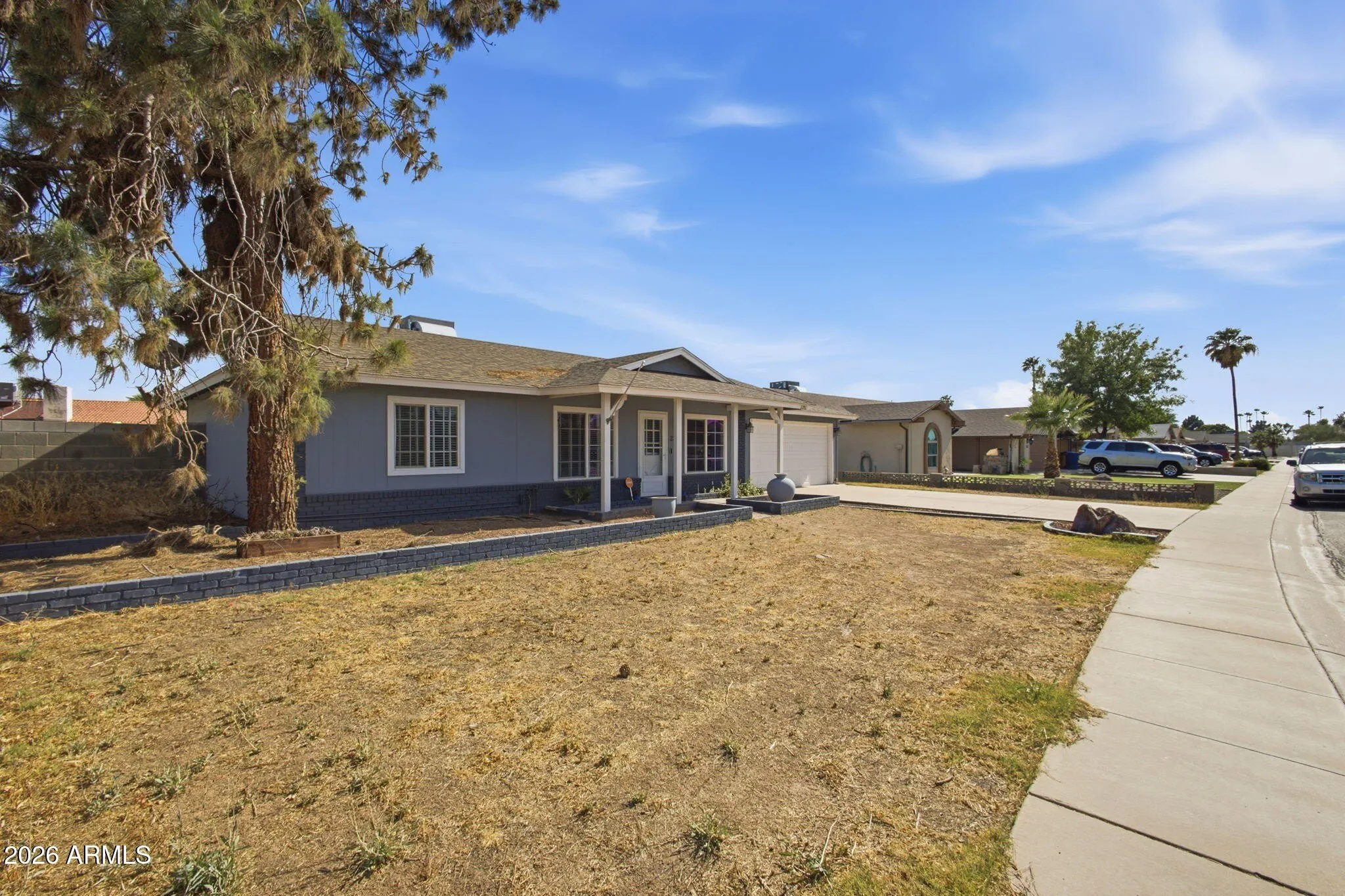 2329 E Concorda Dr Tempe, AZ 85282 photo 3