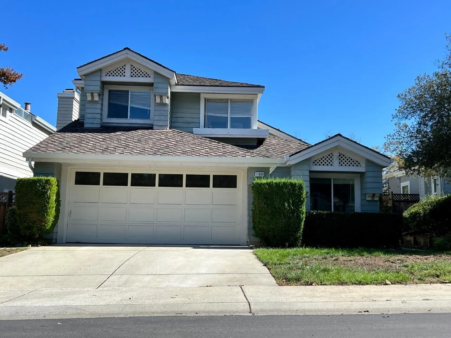 11688 Olive Spring Ct Cupertino, CA 95014