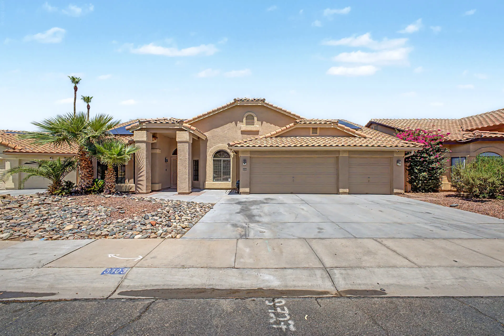 3103 N Meadow Ln Avondale, AZ 85392