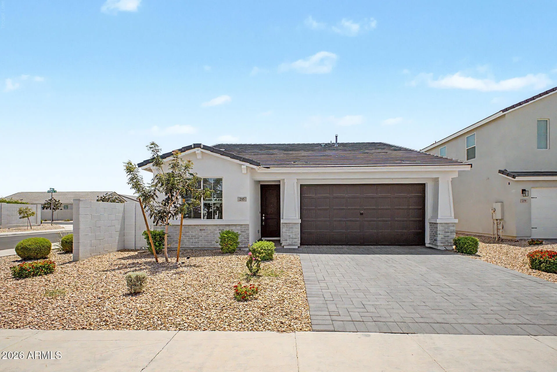 295 E Mint Ln San Tan Valley, AZ 85140 photo 2