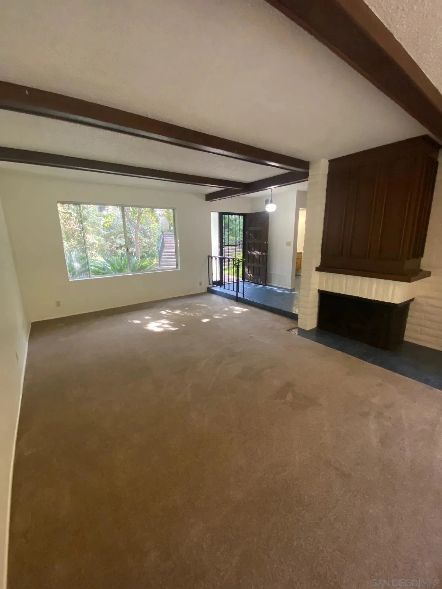 4319 Collwood Lane photo 4