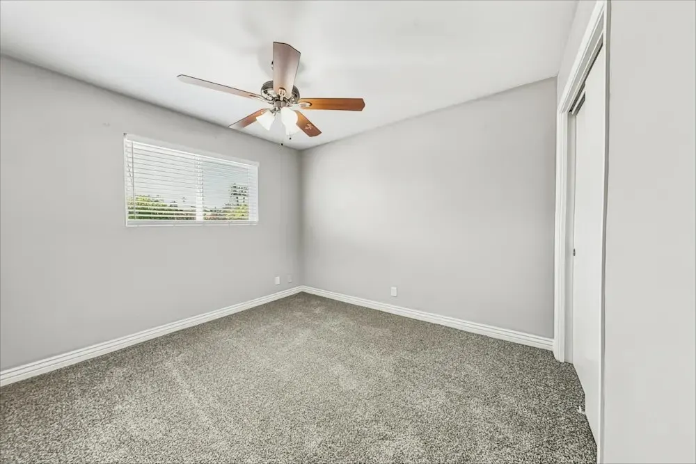 1811 E Palmcroft Dr photo 5