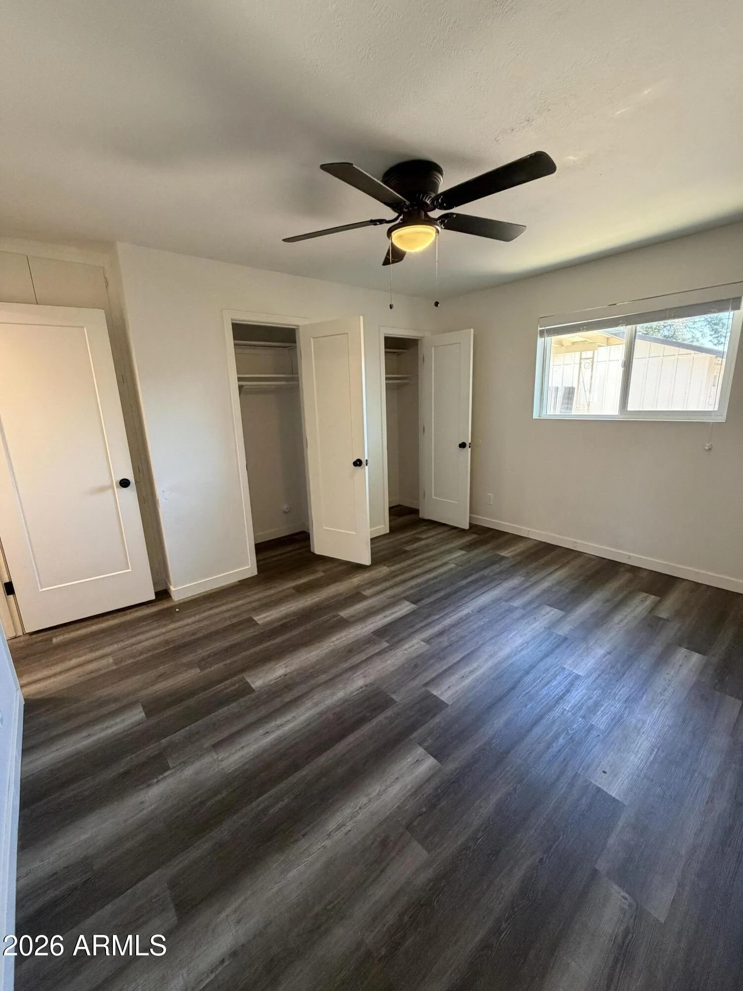 1229 W 4TH Street photo 5