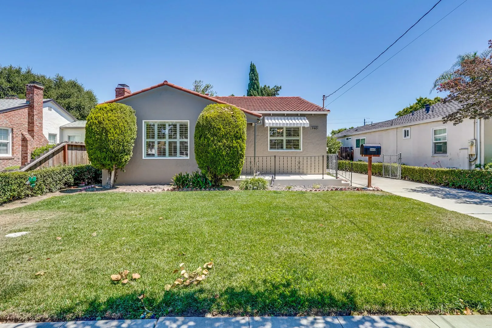 1940's Quaint 2 Bedroom Single Story Home off of Hedding Street with Modern Amenities & Great Backyard! photo 2