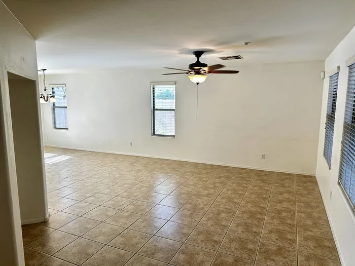 3293 E Loma Vista St photo 4