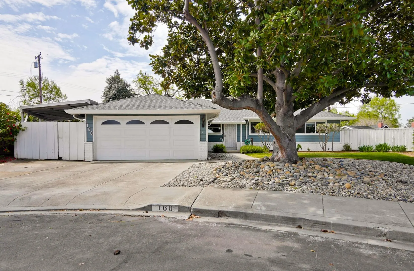160 Kit Carson Ct Santa Clara, CA 95050