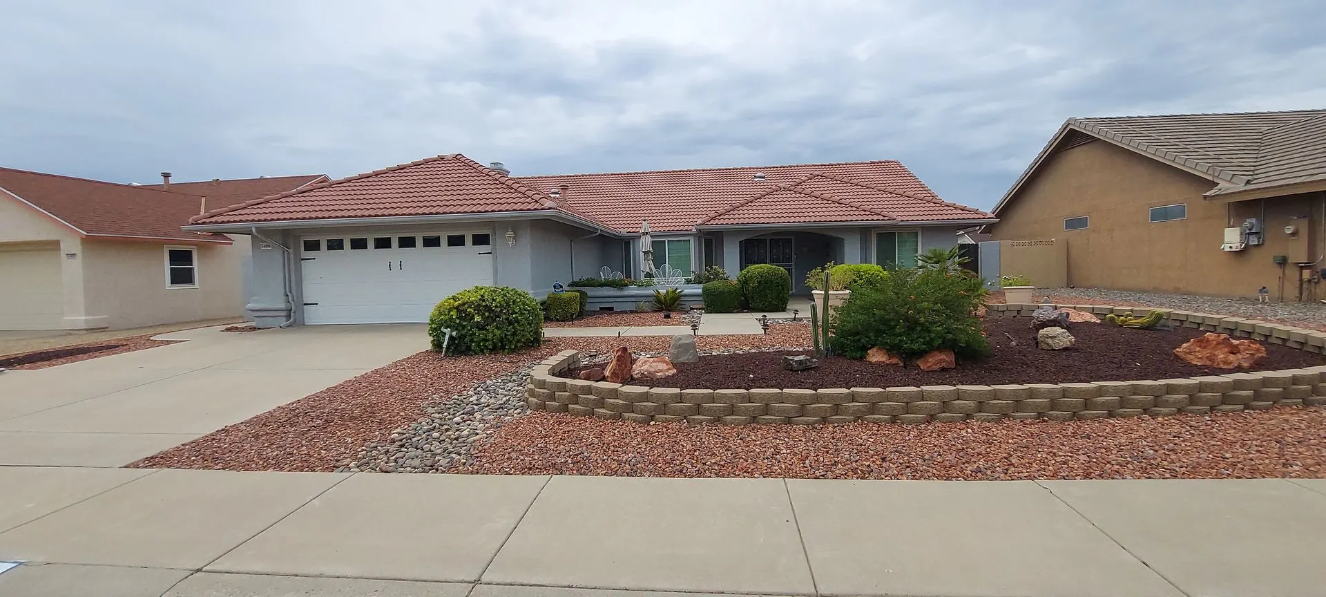 Desirable Furnished Sun City West Home photo 3