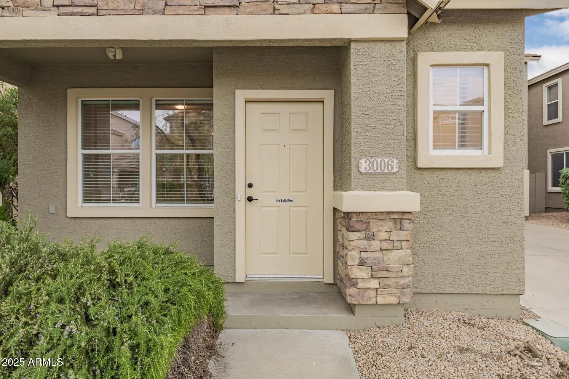 3006 W Ferruccio Pl Phoenix, AZ 85086 photo 3