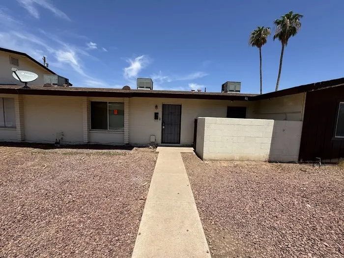 5303 W Thomas Rd photo 2